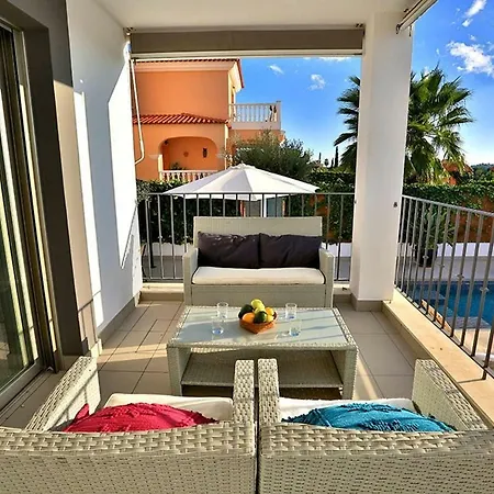 Athena, Modern & Spacious Near Ibiza Town Santa Eulària des Riu