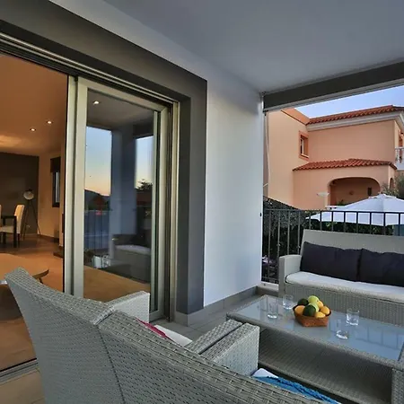 Athena, Modern & Spacious Near Ibiza Town Βίλα Santa Eulària des Riu