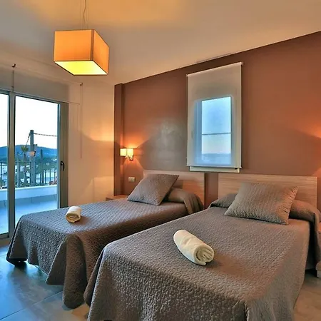 Athena, Modern & Spacious Near Ibiza Town * Santa Eulària des Riu