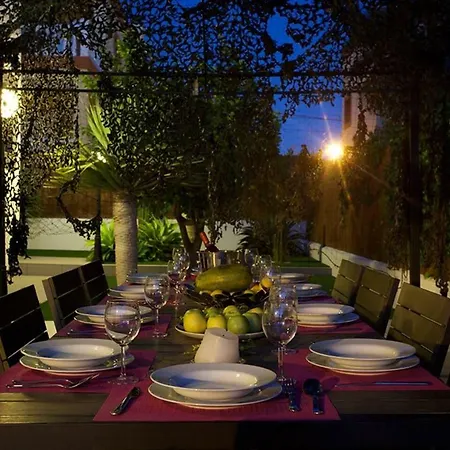 Athena, Modern & Spacious Near Ibiza Town Βίλα Santa Eulària des Riu