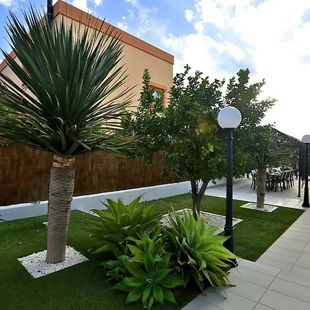 Athena, Modern & Spacious Near Ibiza Town Villa *