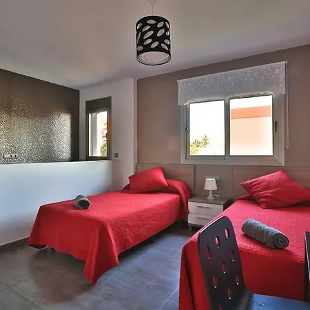 Athena, Modern & Spacious Near Ibiza Town Villa *